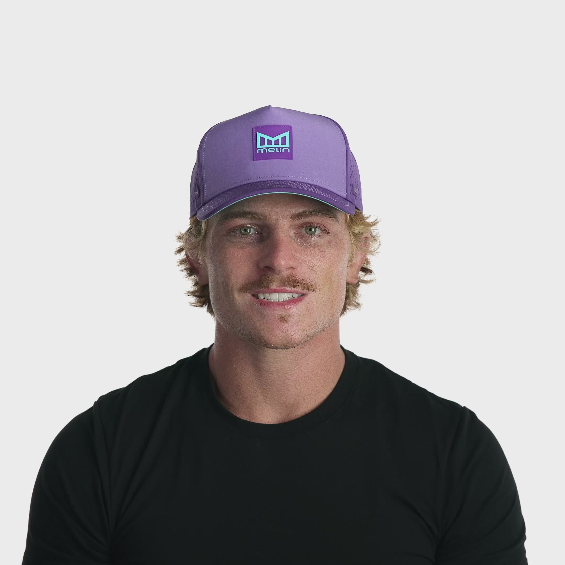 |loop |autoplay |muted