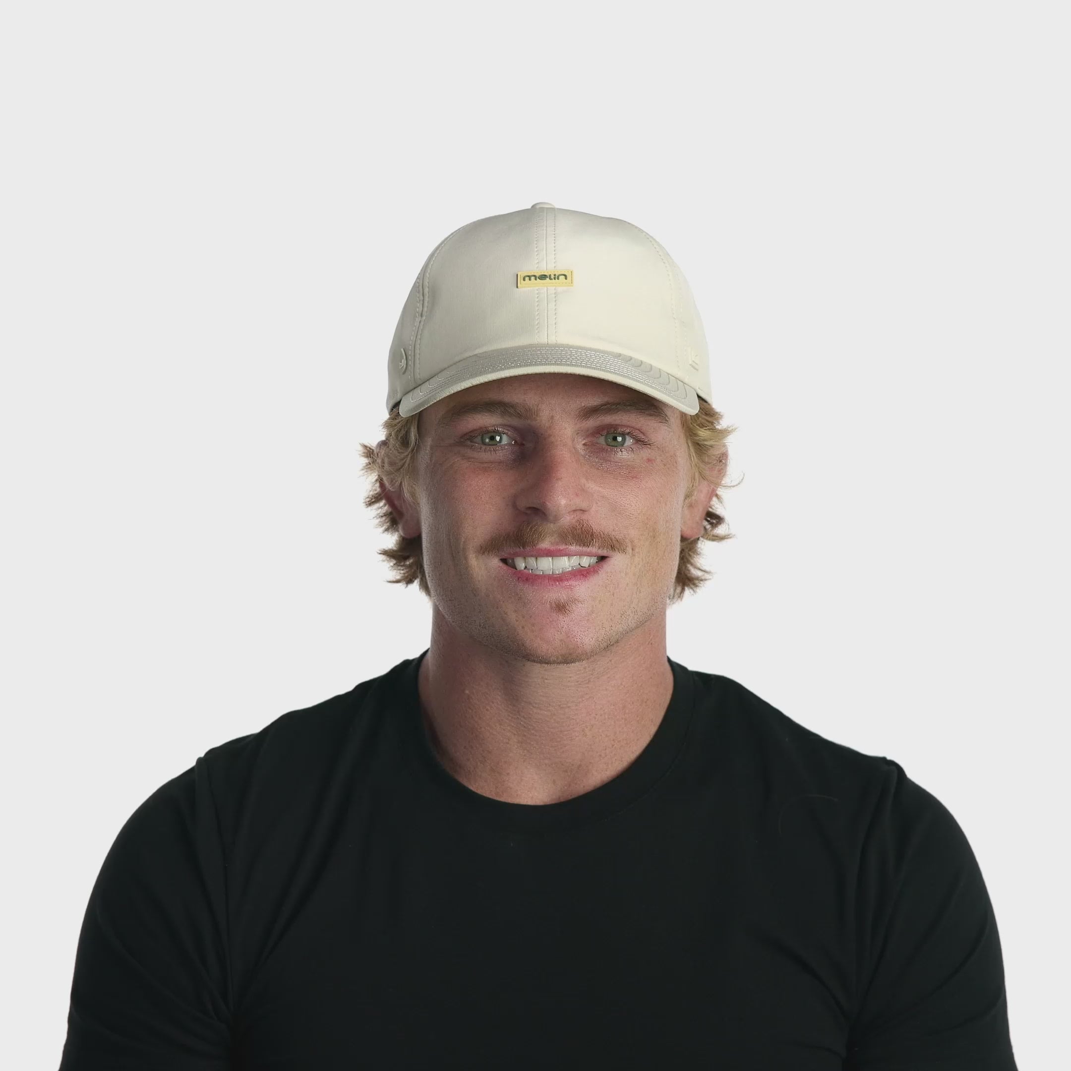 |loop |autoplay |muted