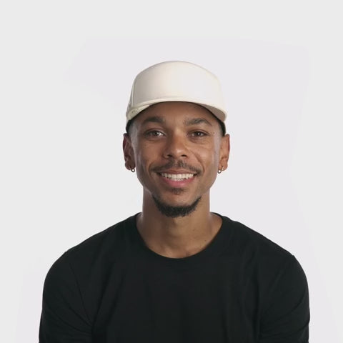 |loop |autoplay |muted